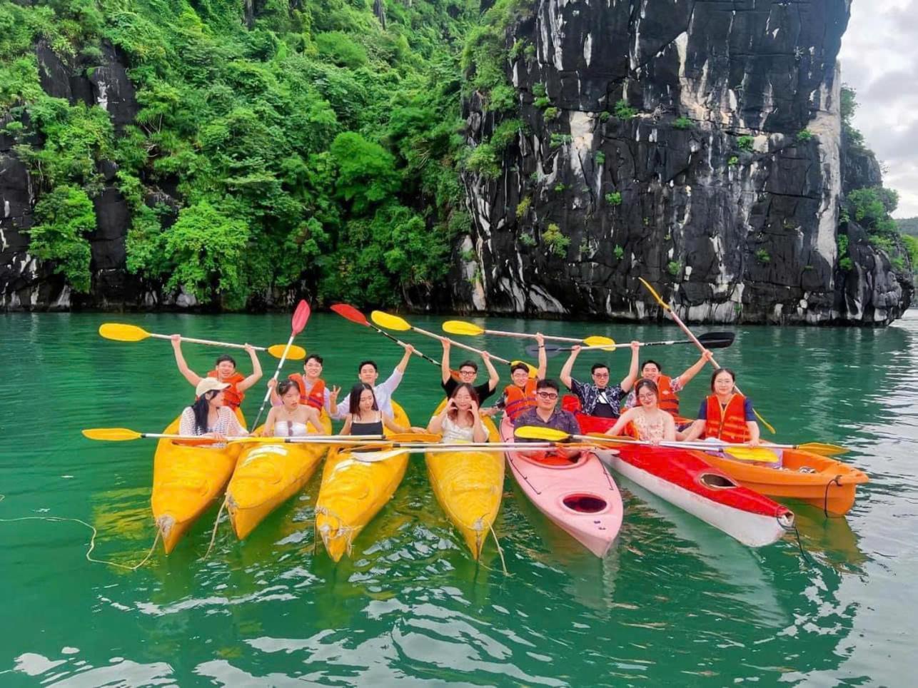 Cat Ba Madame Duyen Hotel Chan Chau ภายนอก รูปภาพ