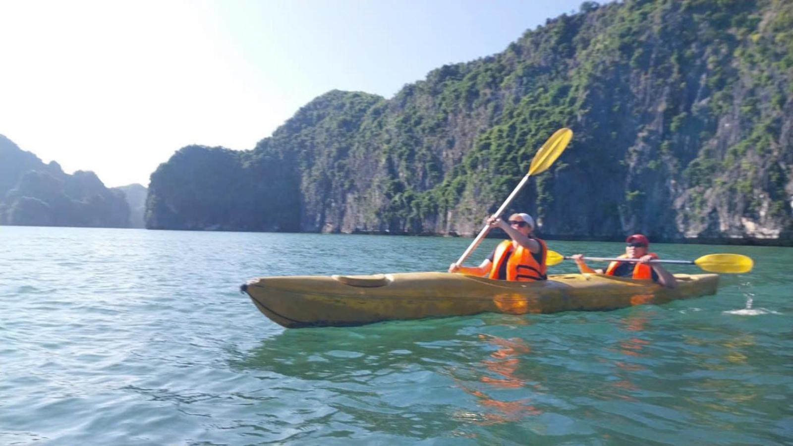 Cat Ba Madame Duyen Hotel Chan Chau ภายนอก รูปภาพ